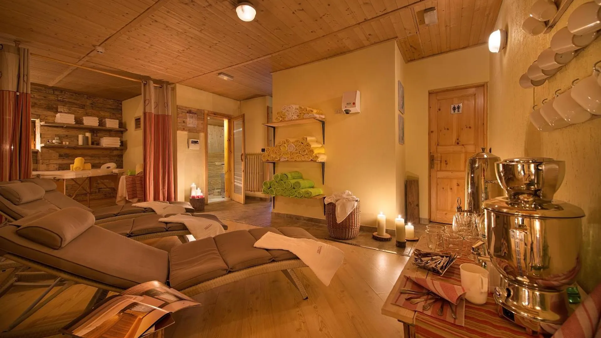 ***  Hotel Margherita Livigno İtalya